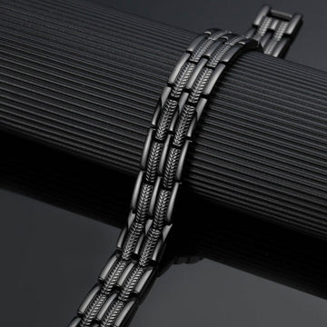 خاتم نحاسي محفور بتصميم تراثي